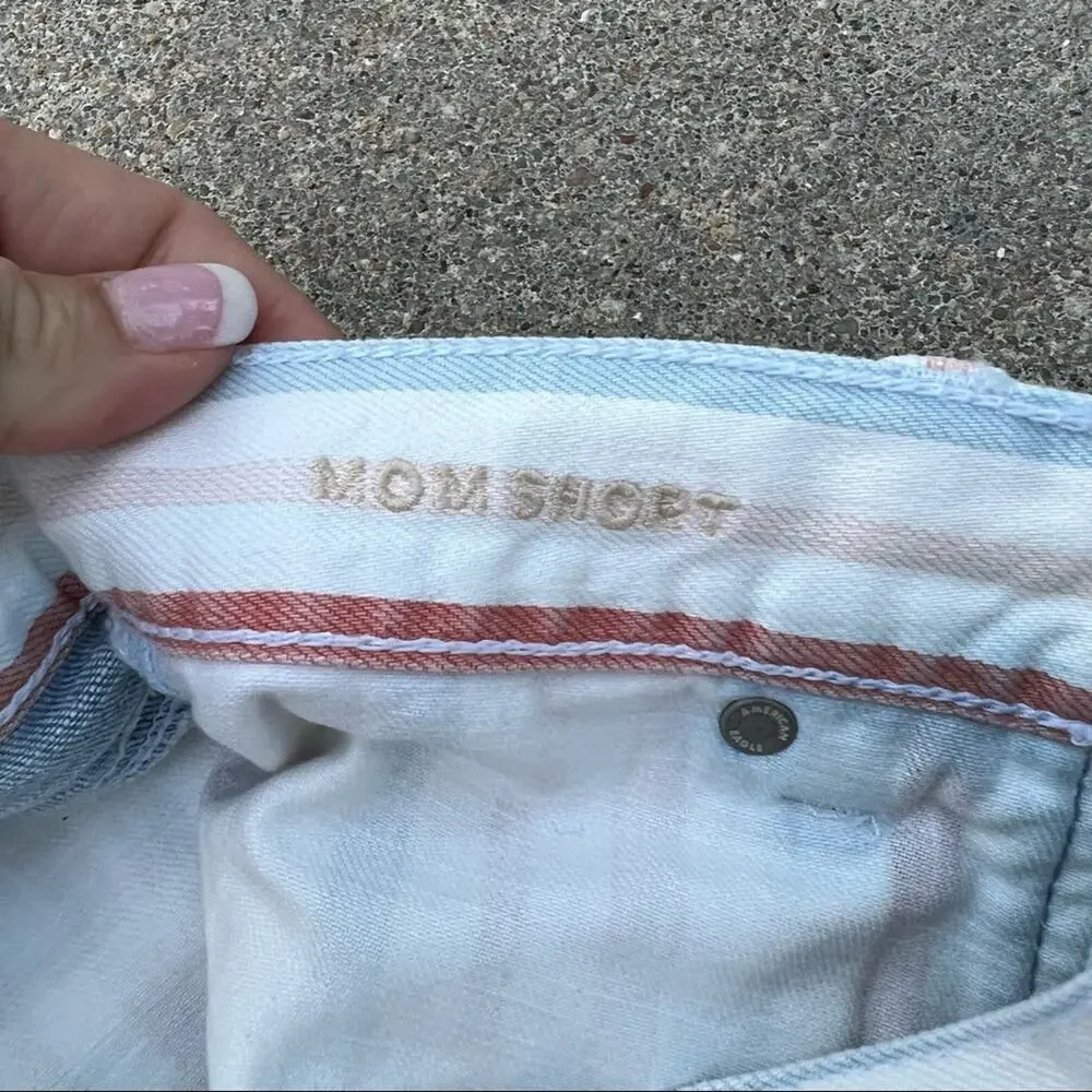 AEO Mom Shorts pastel stripe pink blue frayed hem jean shorts Size 2 - Picture 4 of 6